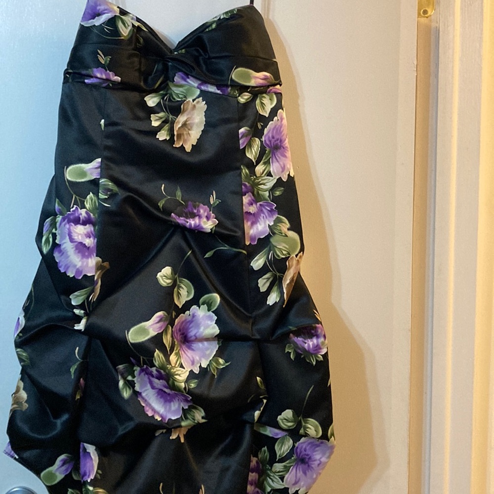 Spiegel NWT Strapless Cocktail Dress.  Size 16